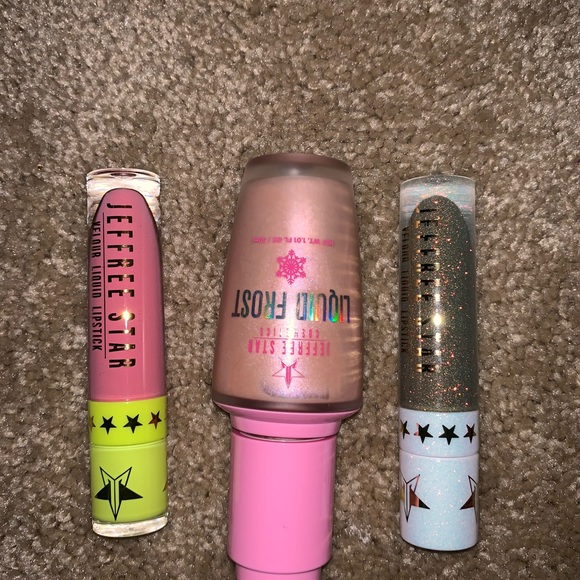 Jeffree Star liquid highlighter and lipstick - Picture 3 of 3